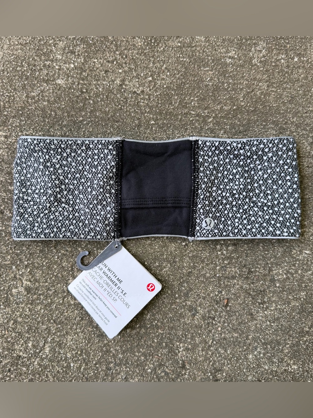 Lululemon Run With Me Ear Warmer II Reflective Black OS Ponytail Hole NWT